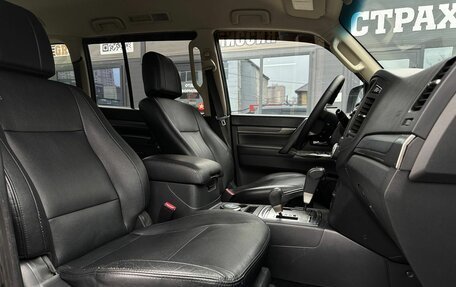 Mitsubishi Pajero IV, 2013 год, 2 150 000 рублей, 15 фотография