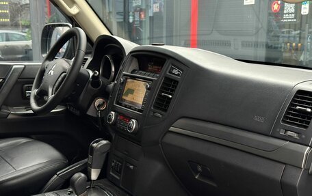 Mitsubishi Pajero IV, 2013 год, 2 150 000 рублей, 14 фотография