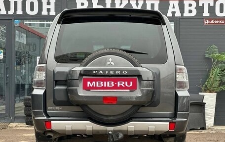 Mitsubishi Pajero IV, 2013 год, 2 150 000 рублей, 10 фотография