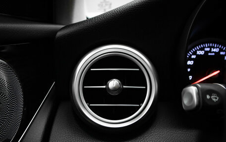 Mercedes-Benz GLC, 2018 год, 3 447 000 рублей, 13 фотография