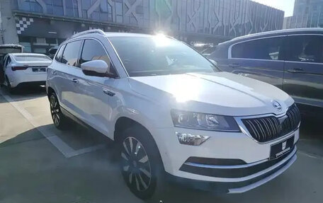 Skoda Karoq I, 2021 год, 1 437 000 рублей, 8 фотография