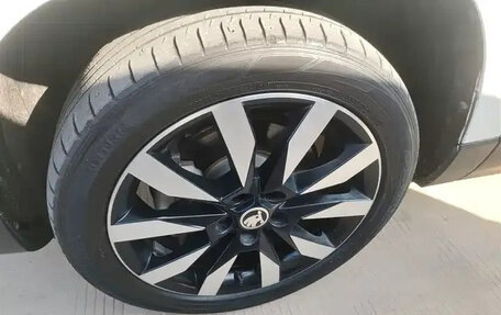 Skoda Karoq I, 2021 год, 1 437 000 рублей, 19 фотография