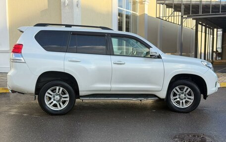 Toyota Land Cruiser Prado 150 рестайлинг 2, 2010 год, 3 030 000 рублей, 4 фотография