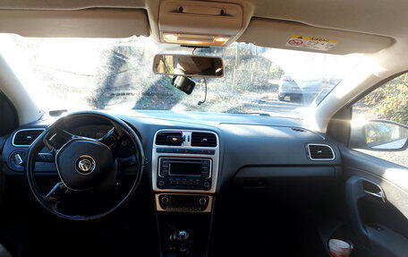 Volkswagen Polo VI (EU Market), 2015 год, 1 200 000 рублей, 7 фотография