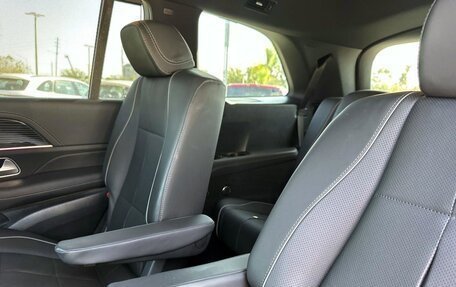 Mercedes-Benz GLS, 2024 год, 16 358 185 рублей, 14 фотография