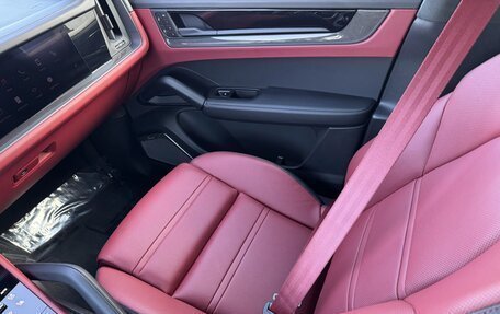 Porsche Cayenne III, 2025 год, 16 145 000 рублей, 27 фотография