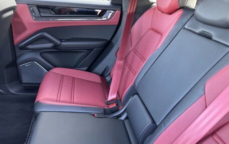 Porsche Cayenne III, 2025 год, 16 145 000 рублей, 28 фотография