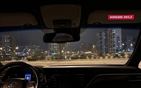 Toyota Camry, 2018 год, 2 800 000 рублей, 1 фотография