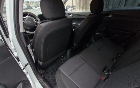 Hyundai Solaris II рестайлинг, 2020 год, 930 000 рублей, 3 фотография