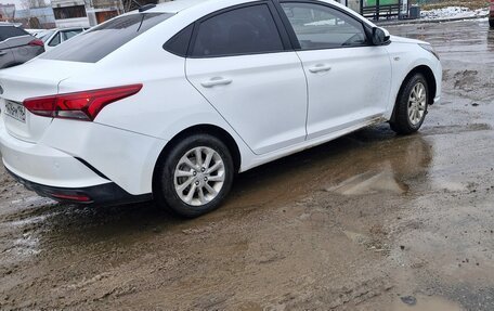 Hyundai Solaris II рестайлинг, 2020 год, 930 000 рублей, 9 фотография