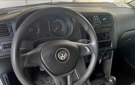 Volkswagen Polo VI (EU Market), 2017 год, 1 085 000 рублей, 9 фотография