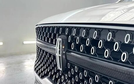 Lincoln Navigator, 2025 год, 16 000 000 рублей, 4 фотография