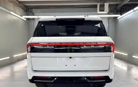 Lincoln Navigator, 2025 год, 16 000 000 рублей, 9 фотография