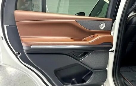 Lincoln Navigator, 2025 год, 16 000 000 рублей, 29 фотография