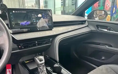 Toyota Camry, 2024 год, 4 069 500 рублей, 14 фотография