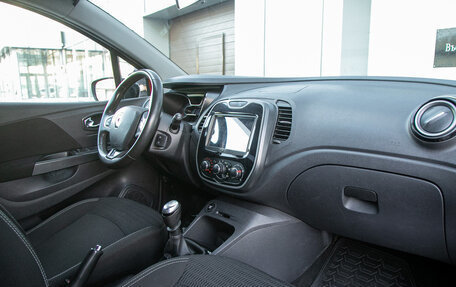 Renault Kaptur I рестайлинг, 2018 год, 1 159 000 рублей, 19 фотография
