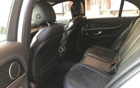 Mercedes-Benz E-Класс, 2018 год, 2 480 000 рублей, 13 фотография