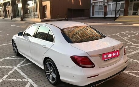 Mercedes-Benz E-Класс, 2018 год, 2 480 000 рублей, 12 фотография