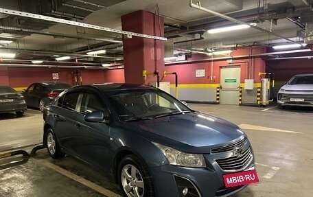 Chevrolet Cruze II, 2013 год, 890 000 рублей, 2 фотография