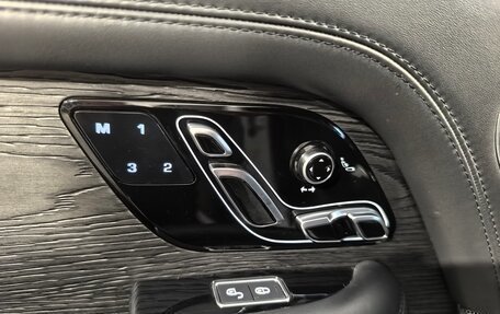 Land Rover Range Rover IV рестайлинг, 2018 год, 6 649 000 рублей, 22 фотография