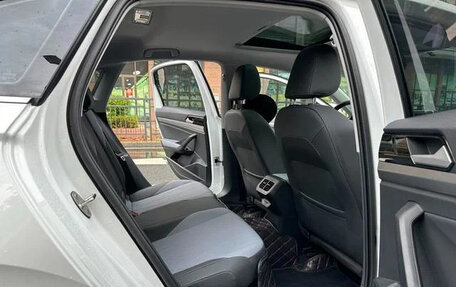 Volkswagen Lavida, 2022 год, 1 290 000 рублей, 12 фотография