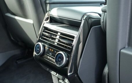 Land Rover Range Rover Sport, 2025 год, 24 990 000 рублей, 15 фотография