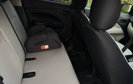 Mitsubishi Mirage VI рестайлинг, 2012 год, 740 000 рублей, 7 фотография