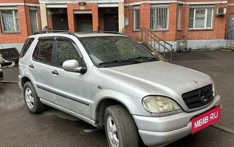 Mercedes-Benz M-Класс, 1998 год, 450 000 рублей, 4 фотография