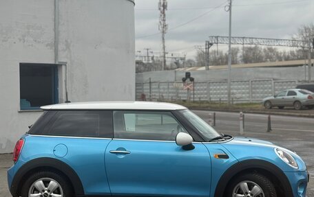 MINI Hatch, 2017 год, 1 735 000 рублей, 4 фотография