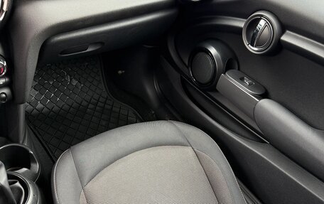 MINI Hatch, 2017 год, 1 735 000 рублей, 11 фотография