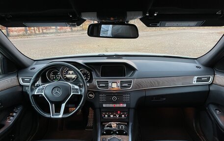 Mercedes-Benz E-Класс, 2015 год, 1 980 000 рублей, 9 фотография