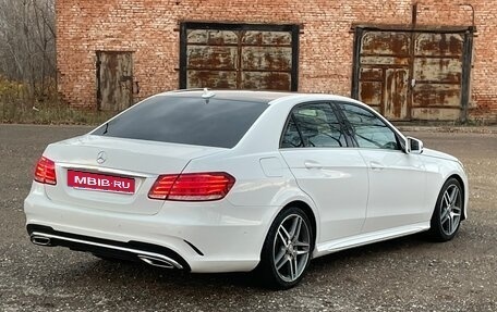 Mercedes-Benz E-Класс, 2015 год, 1 980 000 рублей, 5 фотография