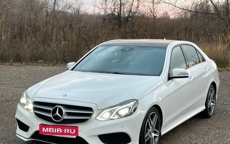 Mercedes-Benz E-Класс, 2015 год, 1 980 000 рублей, 4 фотография