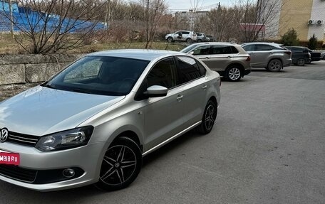 Volkswagen Polo VI (EU Market), 2012 год, 920 000 рублей, 1 фотография