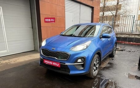 KIA Sportage IV рестайлинг, 2020 год, 1 850 000 рублей, 1 фотография
