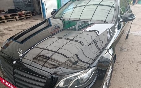 Mercedes-Benz E-Класс, 2016 год, 1 500 000 рублей, 1 фотография