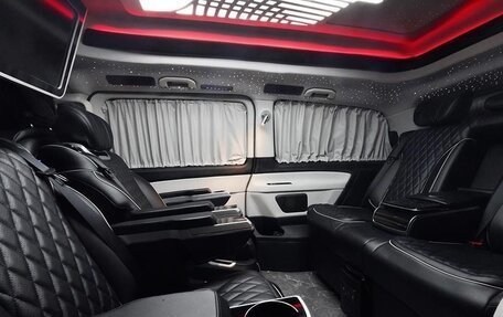 Mercedes-Benz V-Класс, 2023 год, 10 600 000 рублей, 10 фотография