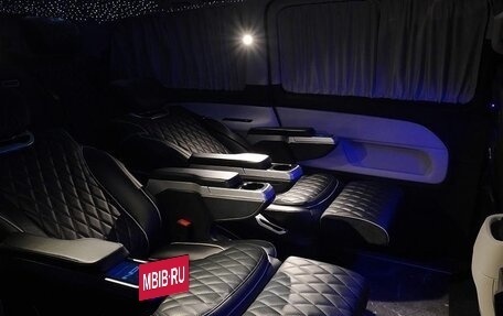 Mercedes-Benz V-Класс, 2023 год, 10 600 000 рублей, 8 фотография