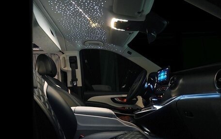 Mercedes-Benz V-Класс, 2023 год, 10 600 000 рублей, 15 фотография