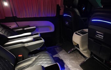 Mercedes-Benz V-Класс, 2023 год, 10 600 000 рублей, 18 фотография