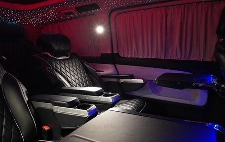 Mercedes-Benz V-Класс, 2023 год, 10 600 000 рублей, 19 фотография