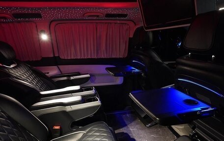 Mercedes-Benz V-Класс, 2023 год, 10 600 000 рублей, 20 фотография