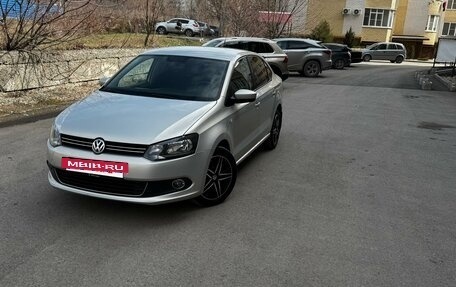 Volkswagen Polo VI (EU Market), 2012 год, 920 000 рублей, 4 фотография