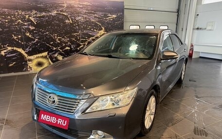 Toyota Camry, 2013 год, 1 900 000 рублей, 1 фотография