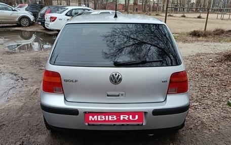 Volkswagen Golf IV, 2001 год, 330 000 рублей, 2 фотография