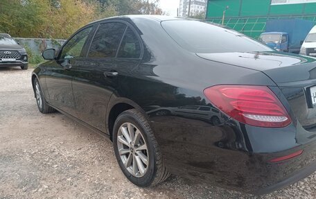 Mercedes-Benz E-Класс, 2016 год, 1 500 000 рублей, 8 фотография