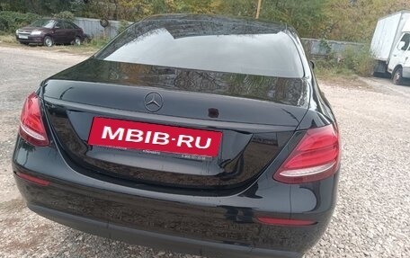 Mercedes-Benz E-Класс, 2016 год, 1 500 000 рублей, 9 фотография