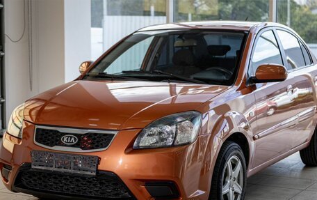 KIA Rio II, 2011 год, 636 000 рублей, 3 фотография