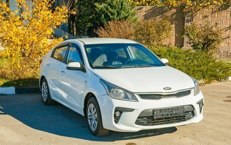 KIA Rio IV, 2017 год, 1 353 000 рублей, 3 фотография