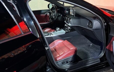 KIA Stinger I, 2018 год, 2 300 000 рублей, 14 фотография